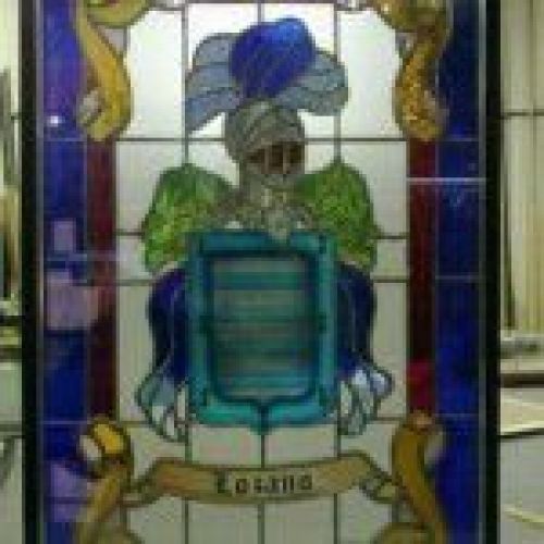 vidriera emplomada con escudo de armas dentro de vidrio de camara 2 150x150