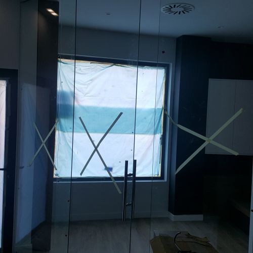 Puerta corredera en ángulo